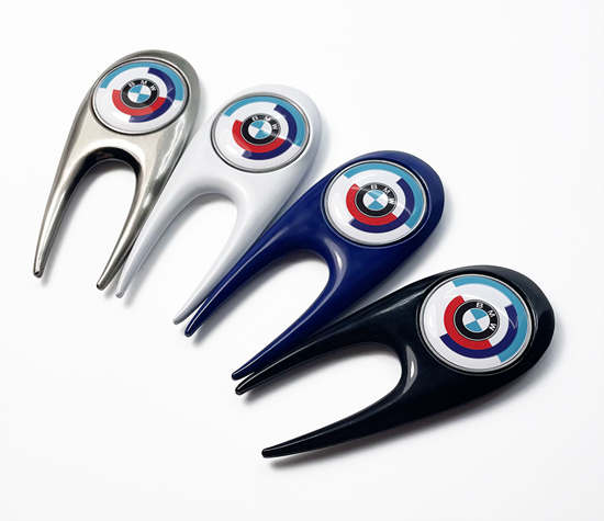 Picture of CONTEMPORARY GOLF DIVOT REPAIR TOOL