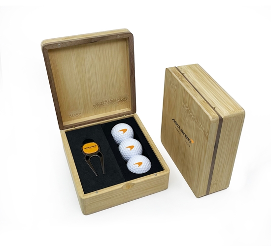 Picture of MINI HINGED MAGNETIC BAMBOO QUATRO GOLF PRESENTATION BOX