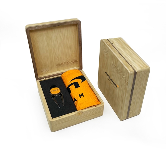 Picture of MINI HINGED MAGNETIC BAMBOO TOWEL AND GEO GOLF PRESENTATION BOX